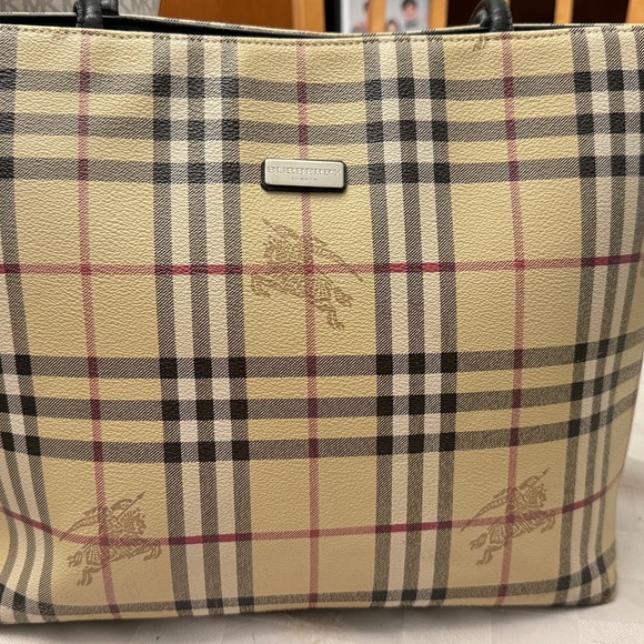 Authentic Burberry tote bag … excellent condition - Picture 1 of 1